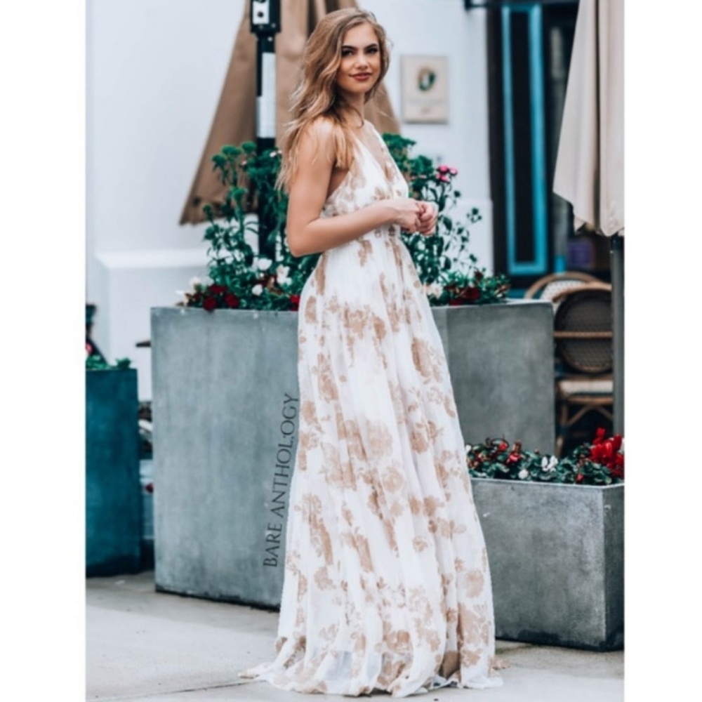 🎉HP!White/Velvet Tulle Maxi - Picture 3 of 5